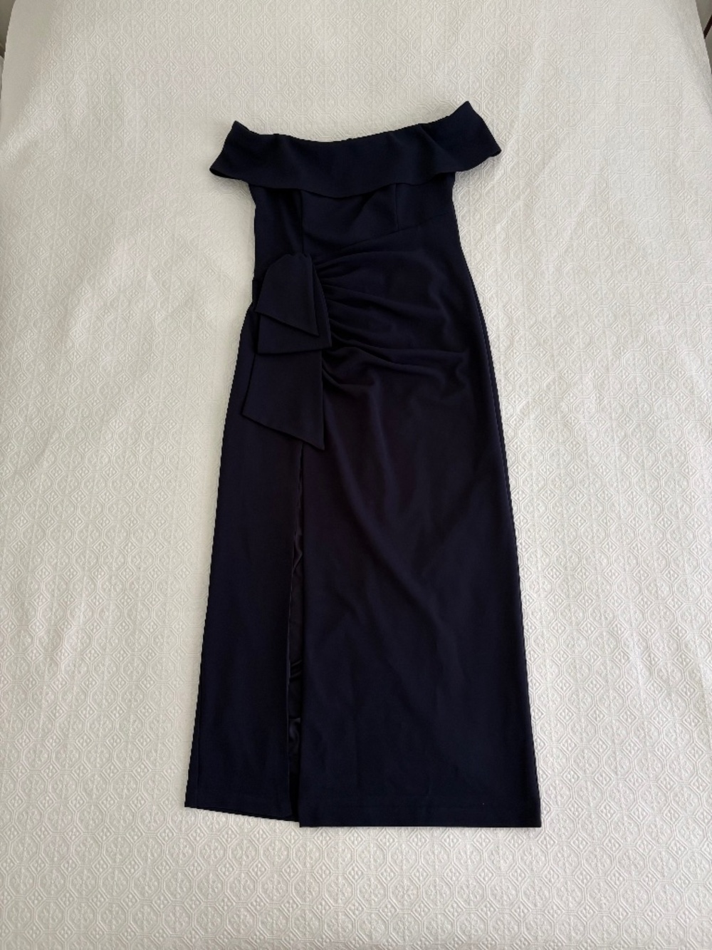 🩵 Xscape Patti Off The Shoulder Ruffle Gown 16P Navy